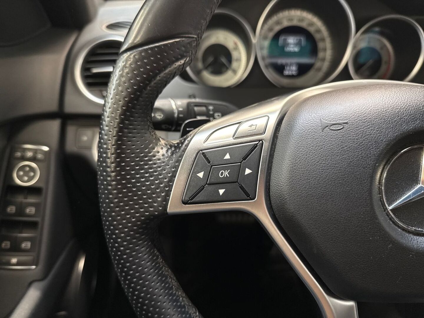 MERCEDES-BENZ C 2013