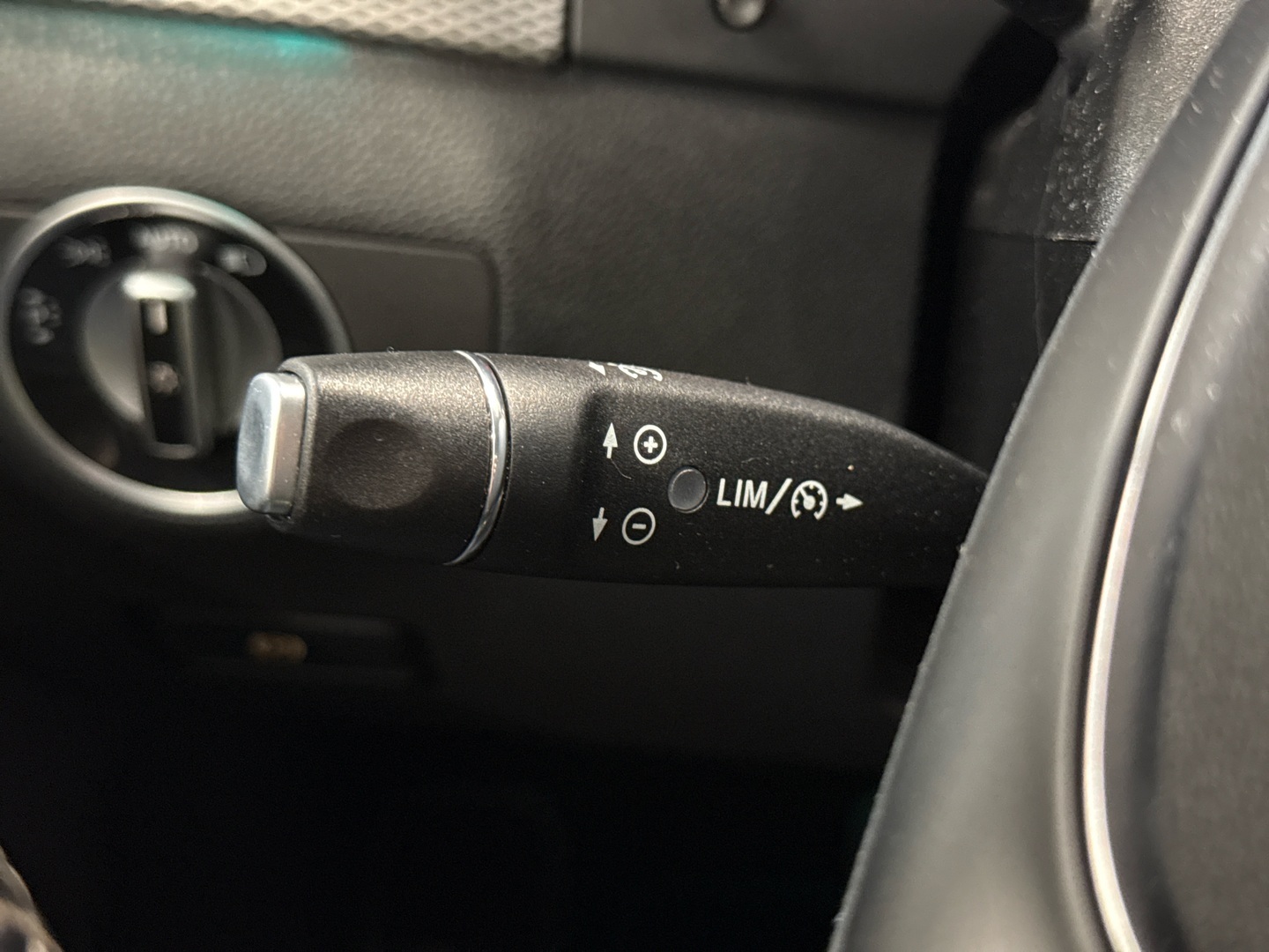 MERCEDES-BENZ B 2016