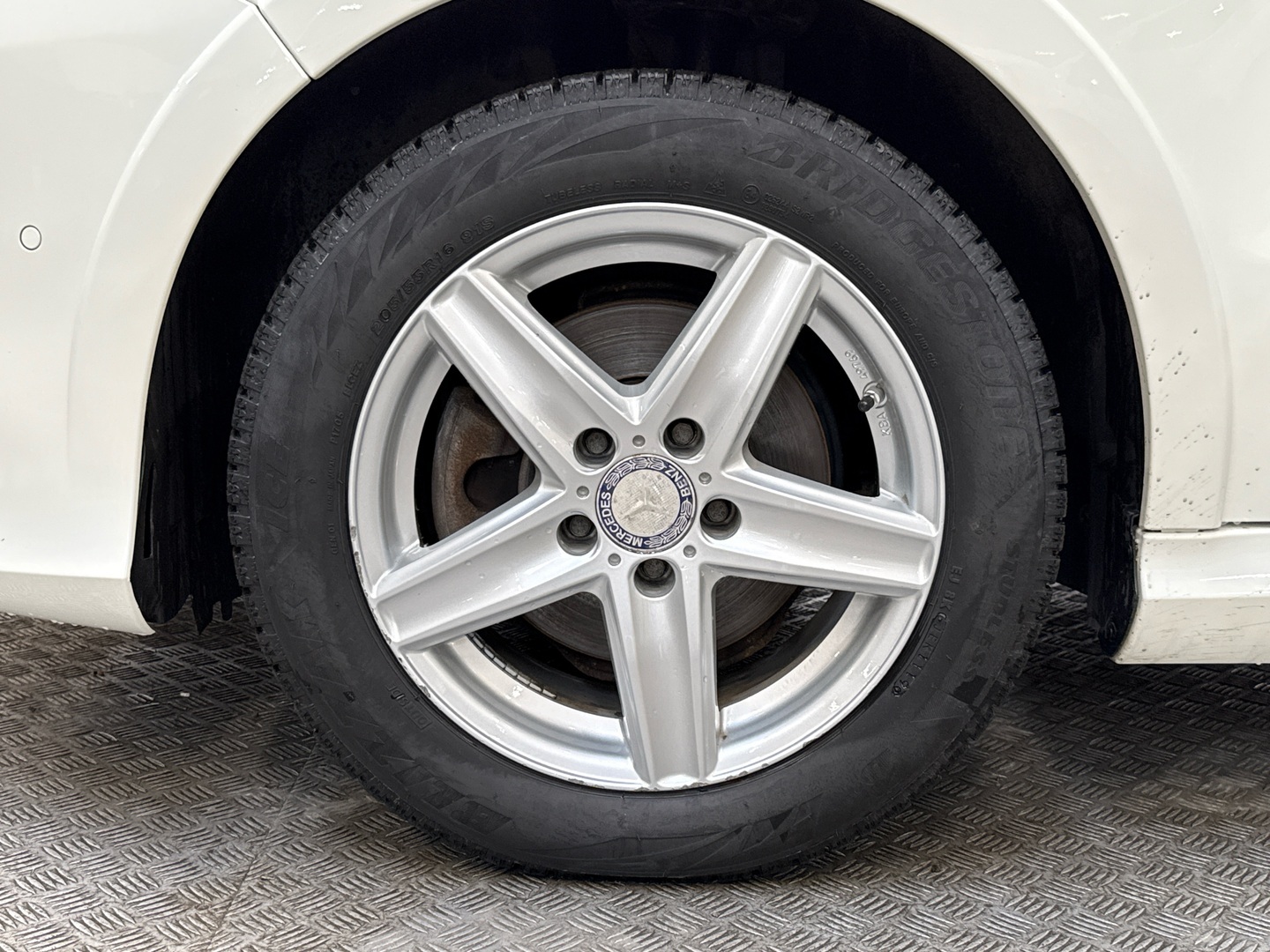 MERCEDES-BENZ B 2016