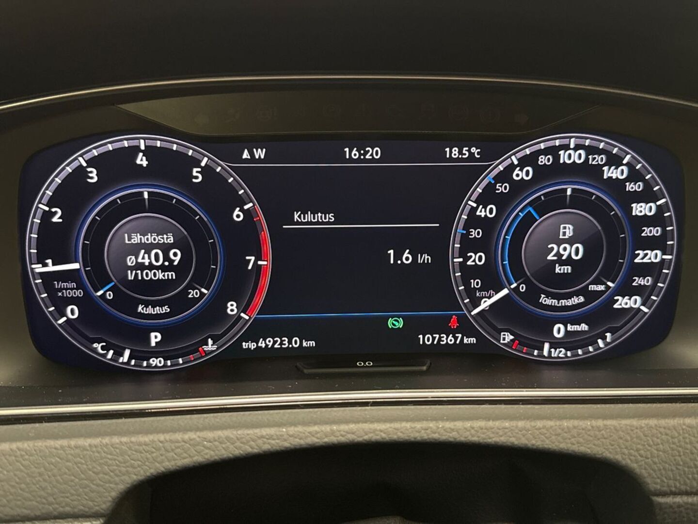 VOLKSWAGEN Golf 2018