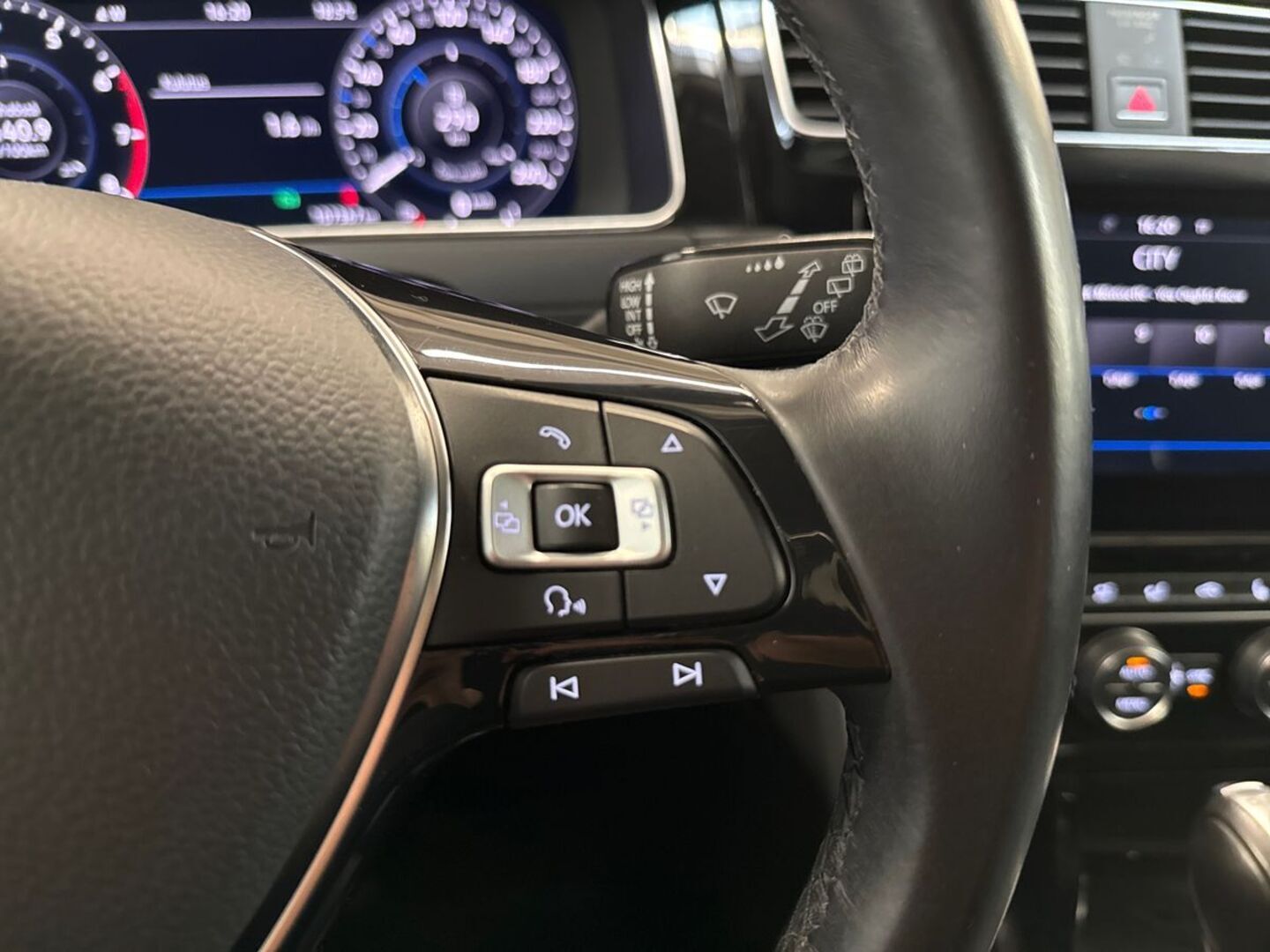 VOLKSWAGEN Golf 2018