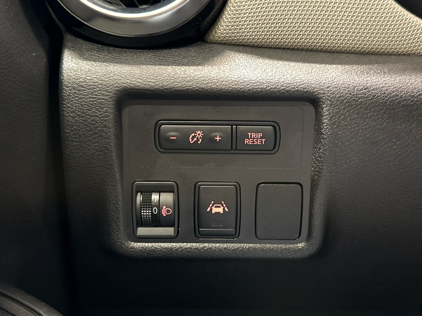 NISSAN Micra 2019