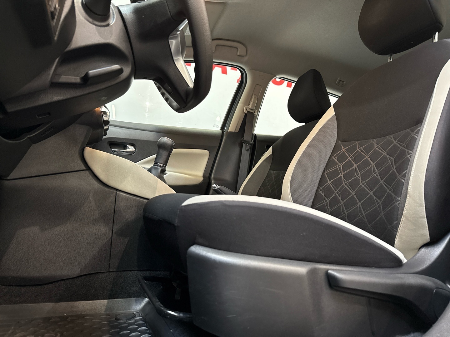NISSAN Micra 2019