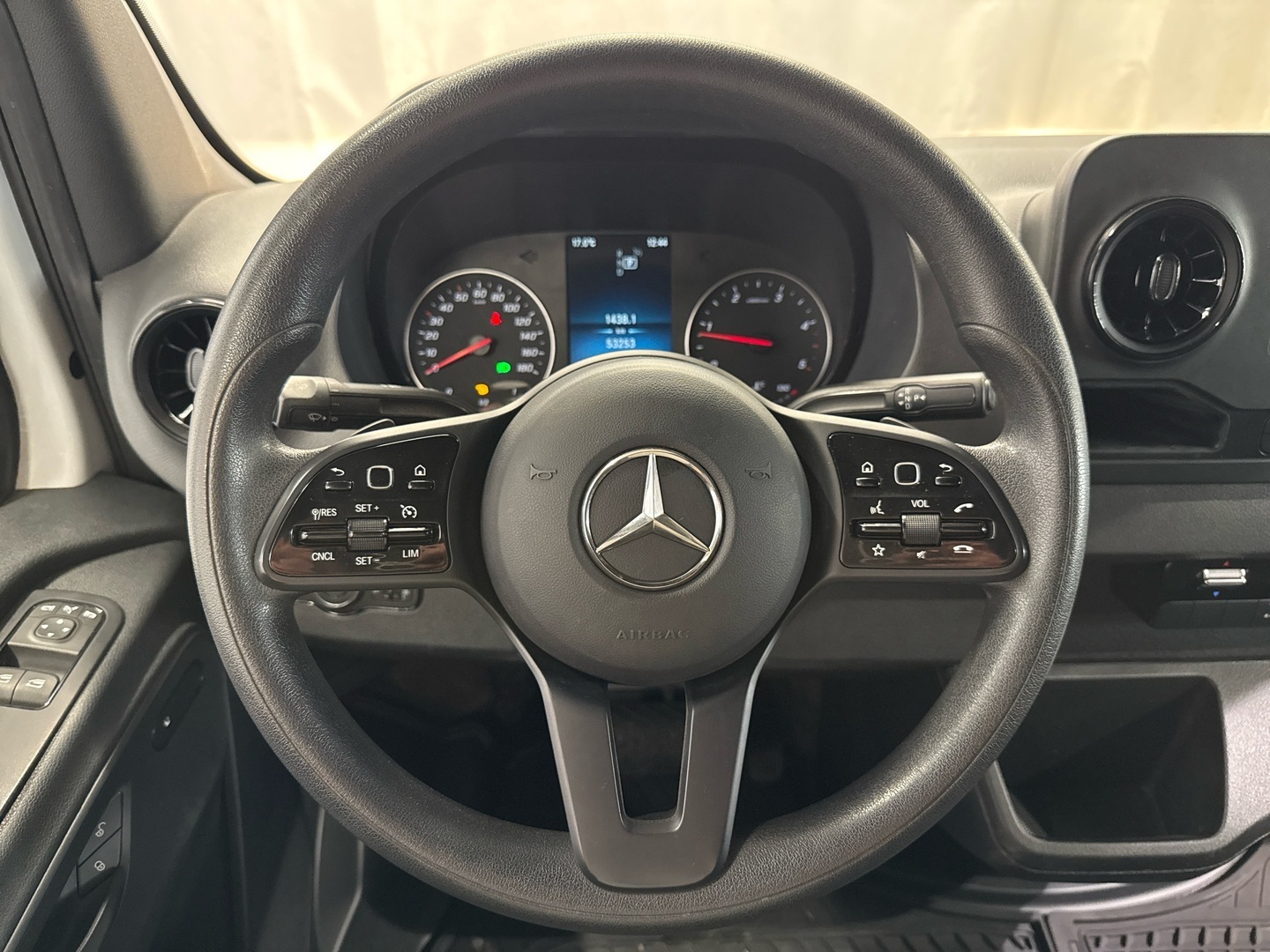 MERCEDES-BENZ Sprinter 2022