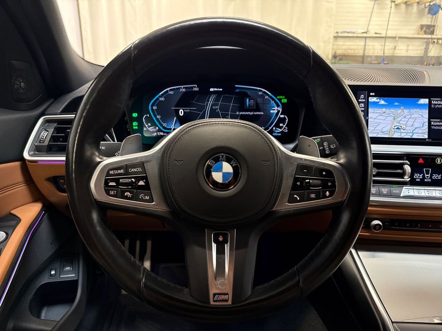 BMW 330 2021