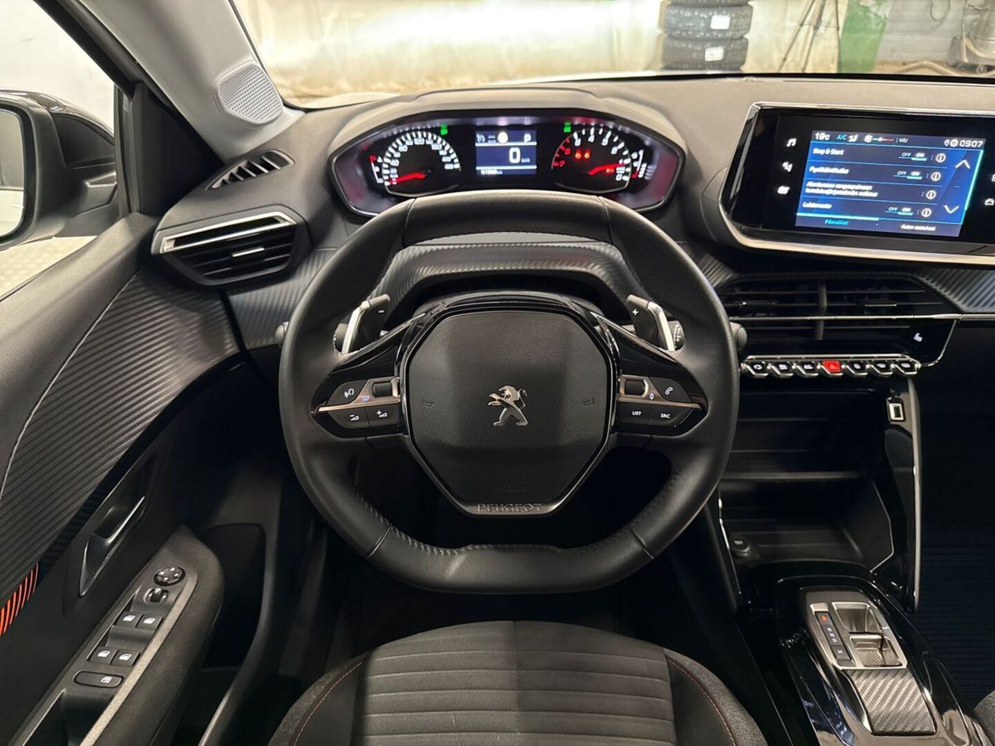 PEUGEOT 208 2022