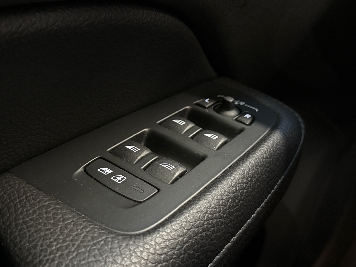 VOLVO S60 2021