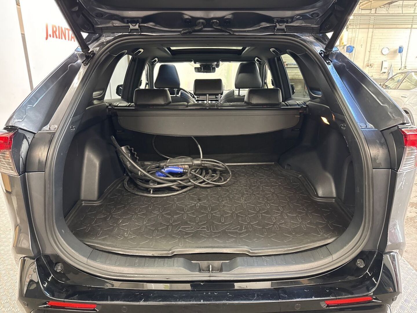 TOYOTA RAV4 Plug-in 2021