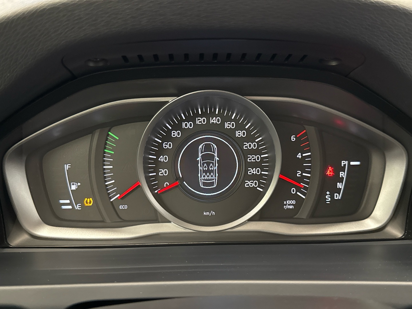 VOLVO V60 Cross Country 2016