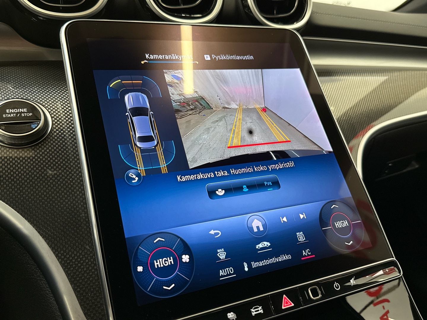 MERCEDES-BENZ C 2023