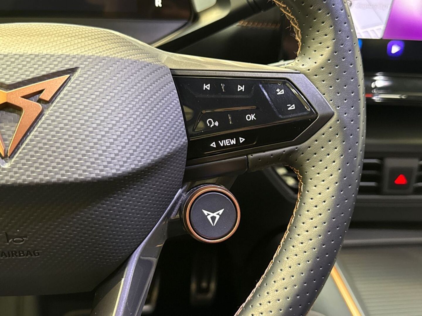 CUPRA Born 2023