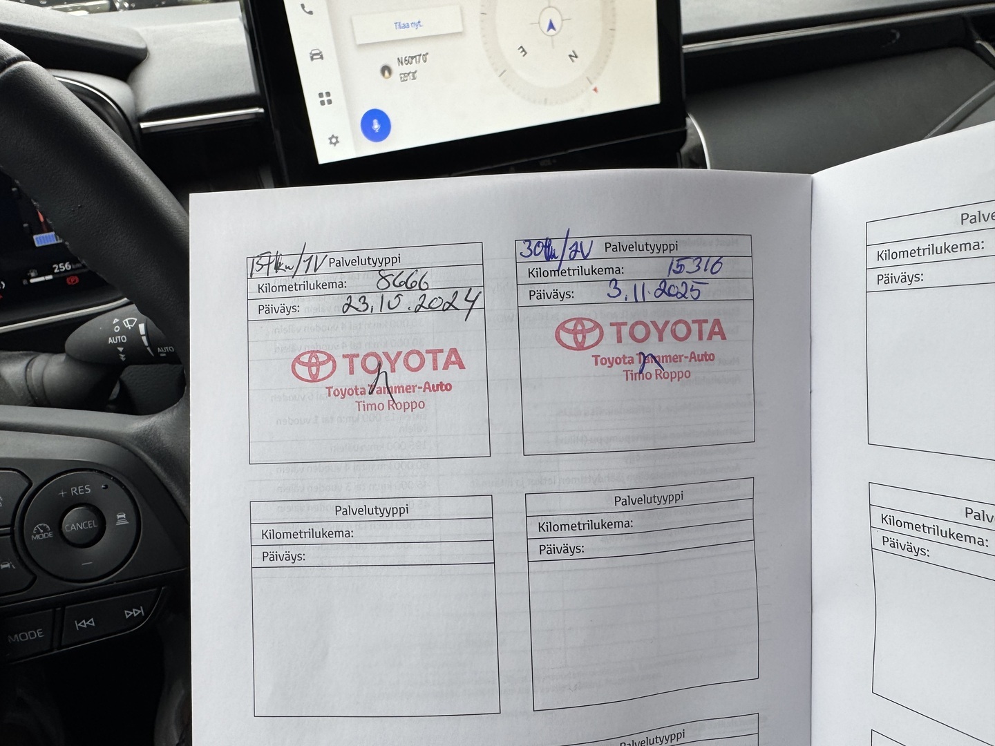 TOYOTA Corolla 2024