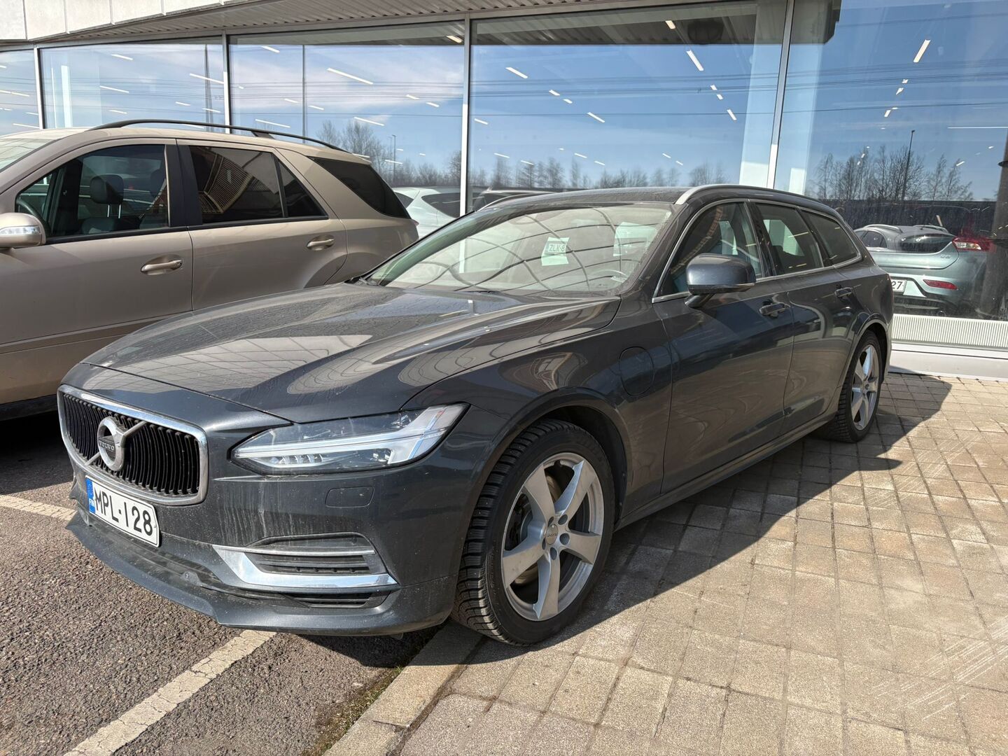 VOLVO V90 2020
