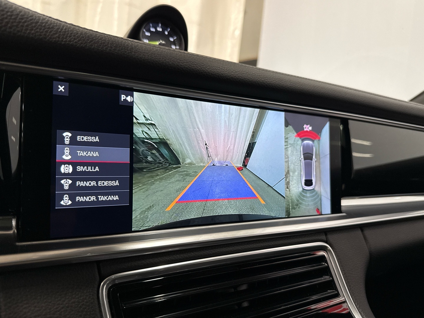 PORSCHE Panamera 2020