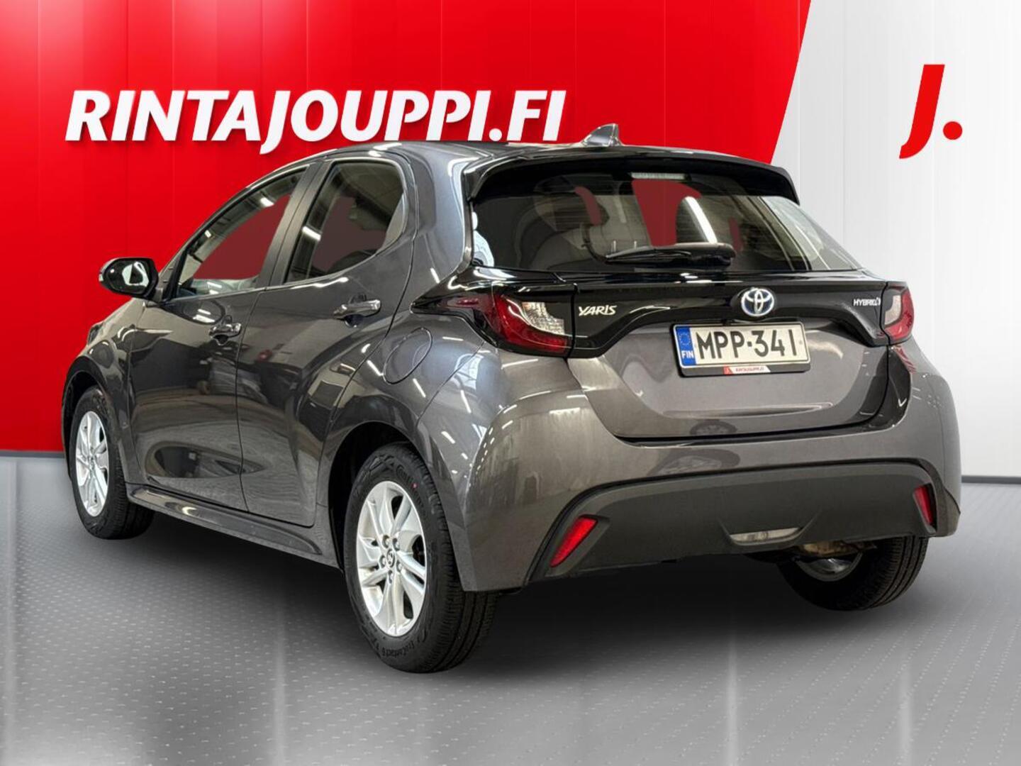 TOYOTA Yaris 2024