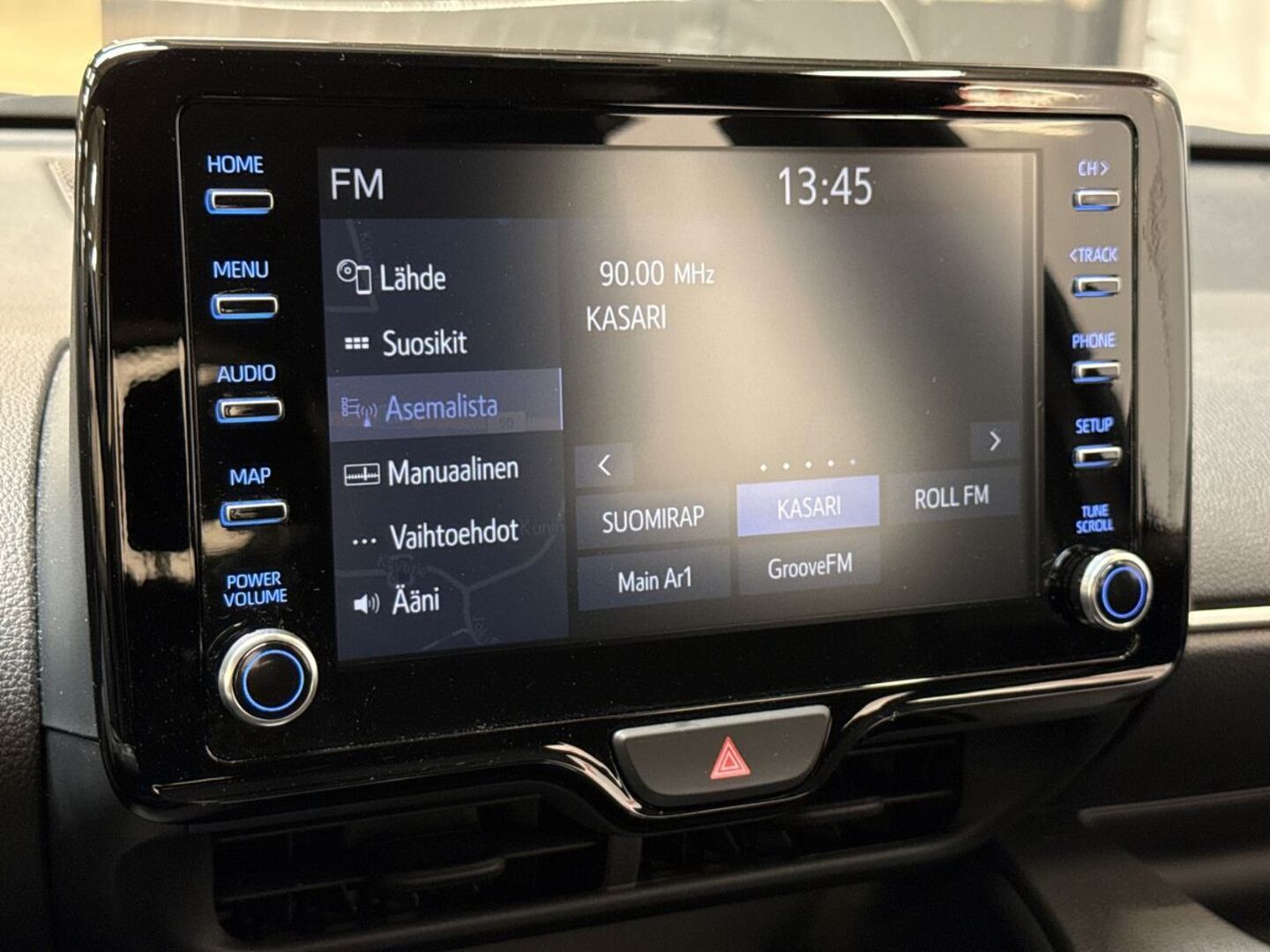 TOYOTA Yaris 2024