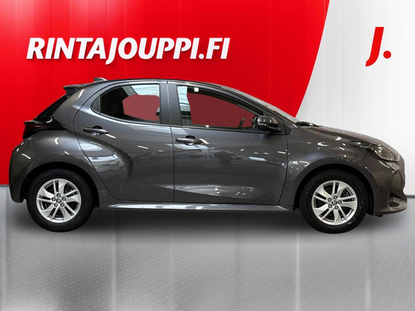 TOYOTA Yaris 2024