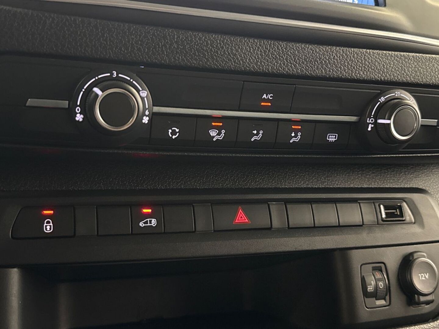 TOYOTA Proace 2024