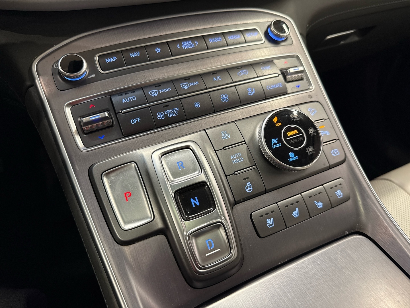 HYUNDAI Santa Fe 2021