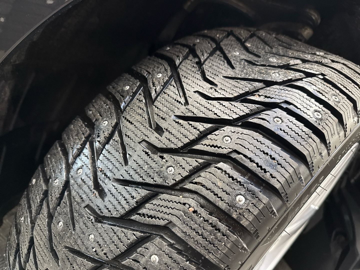 MERCEDES-BENZ EQE 2025