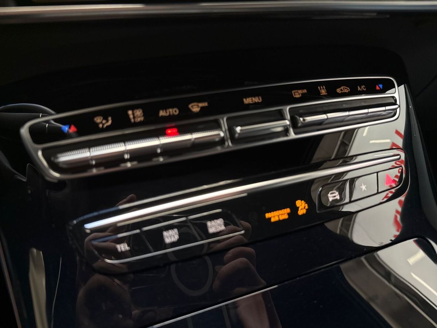 MERCEDES-BENZ EQC 2022