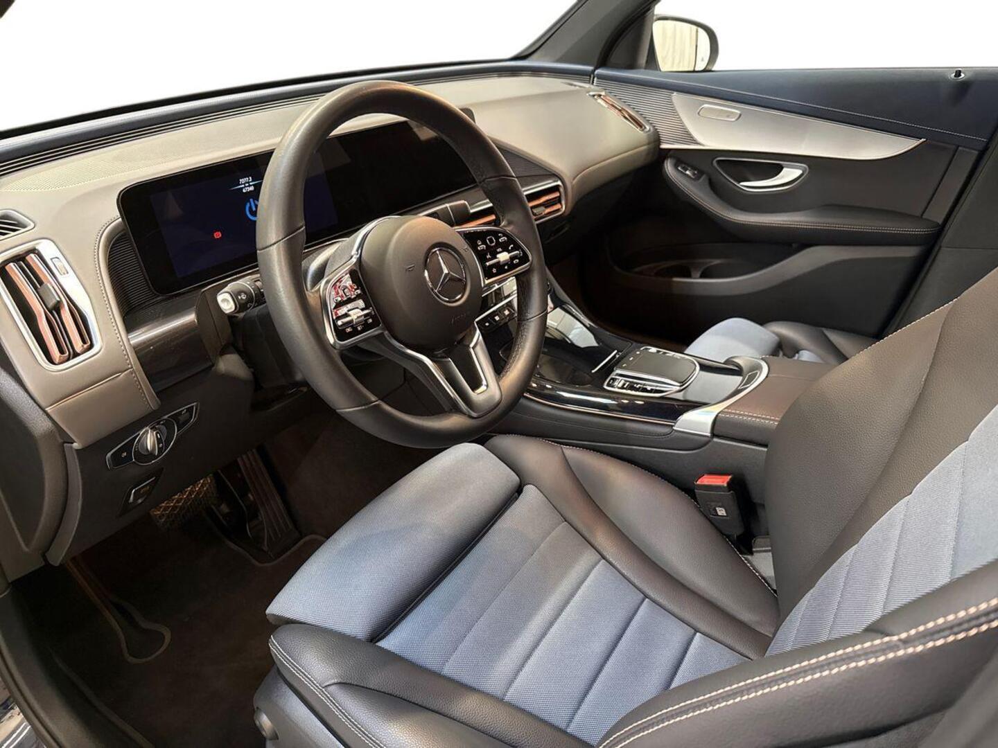 MERCEDES-BENZ EQC 2022