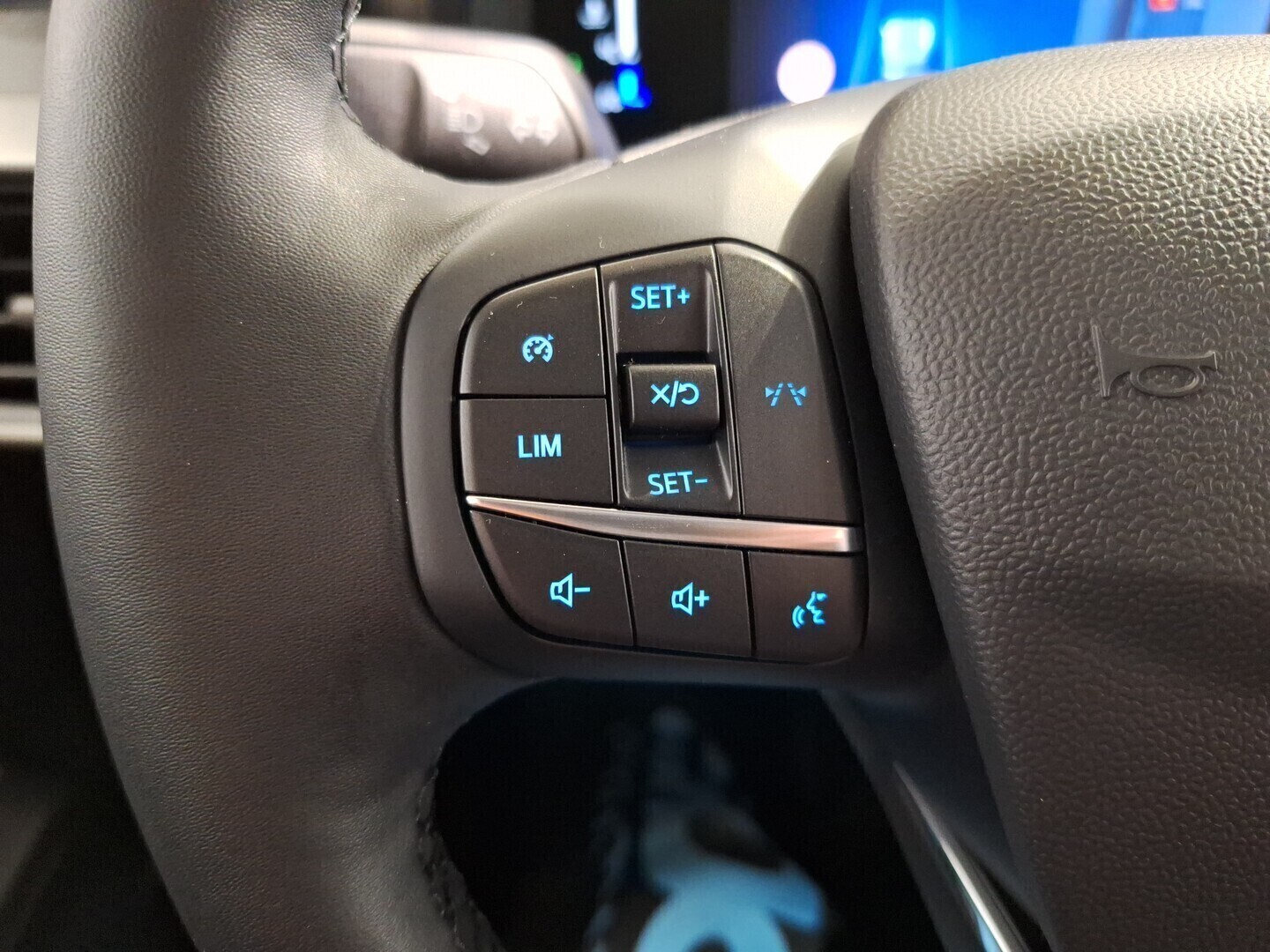 FORD Transit Courier 12