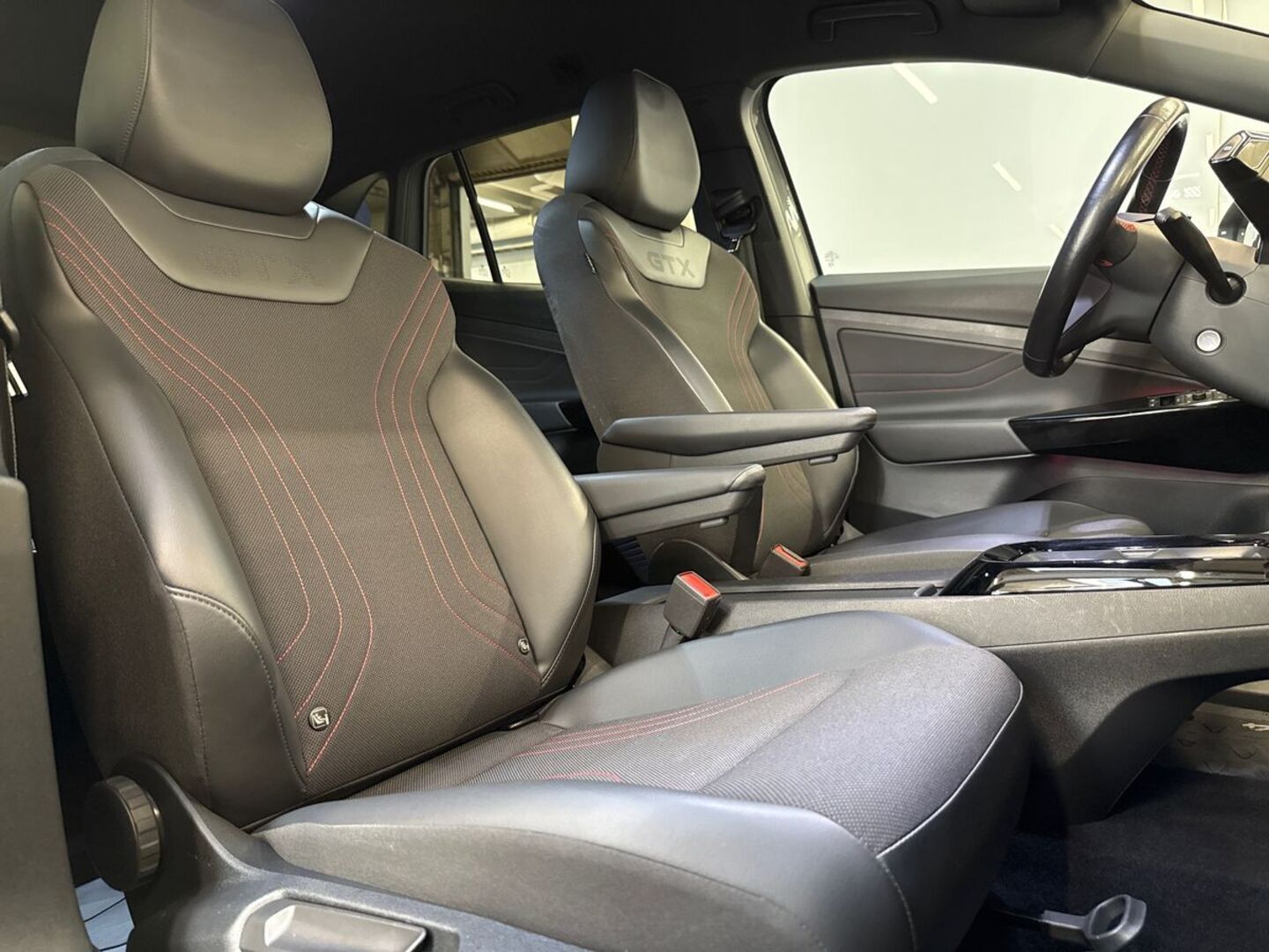VOLKSWAGEN ID.4 2023