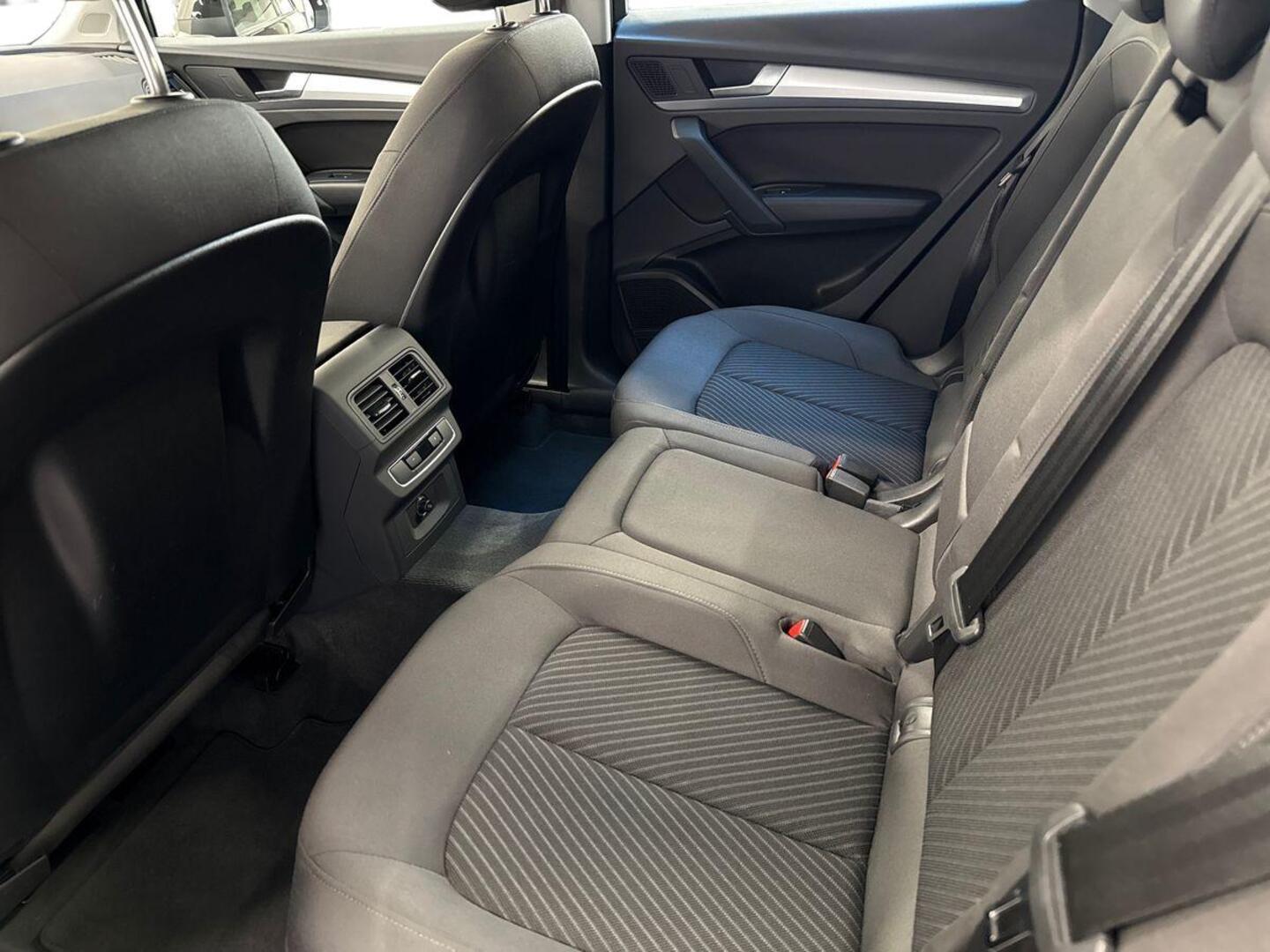 AUDI Q5 2024