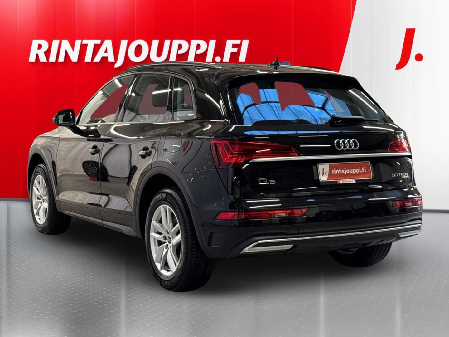 AUDI Q5 2024