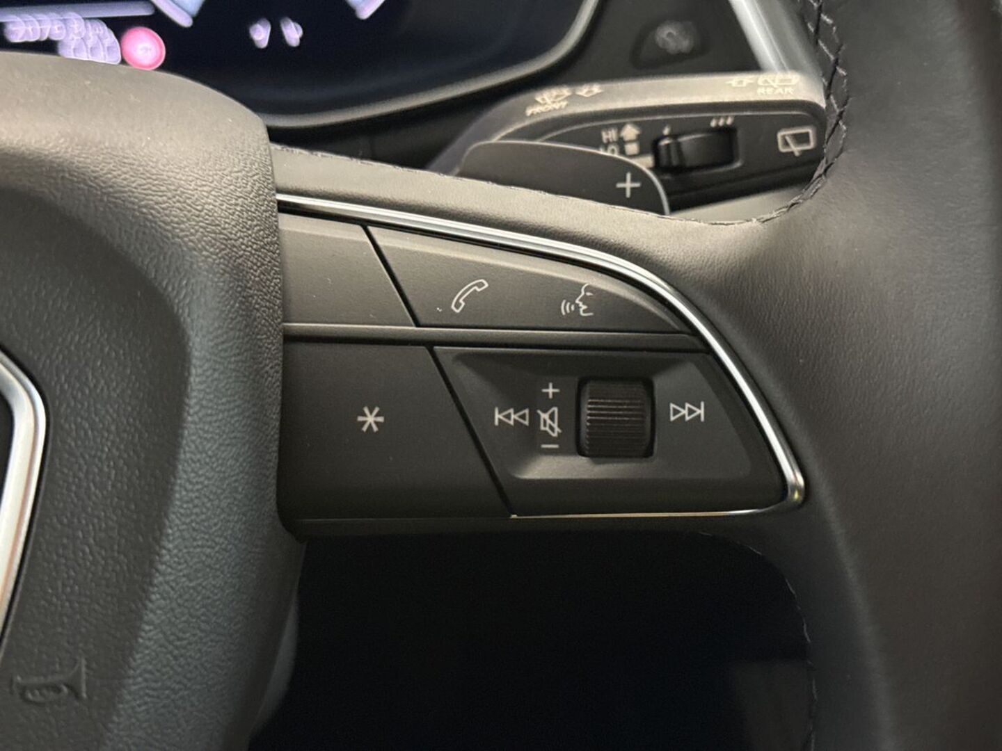 AUDI Q5 2024