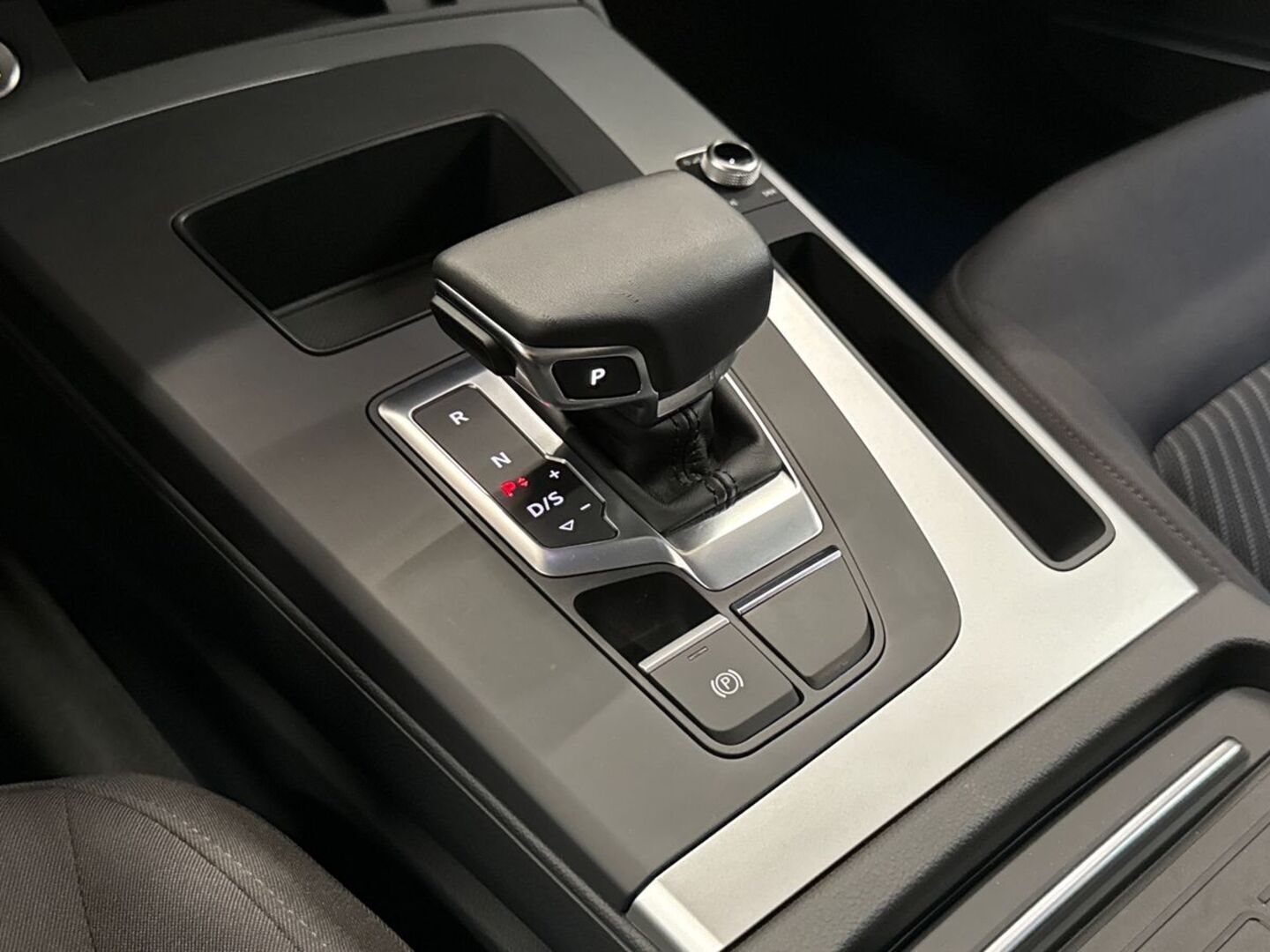 AUDI Q5 2024