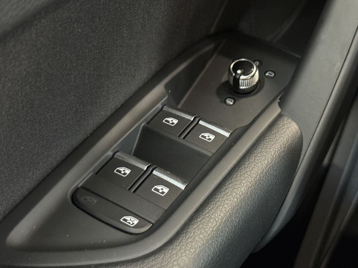 AUDI Q5 2024