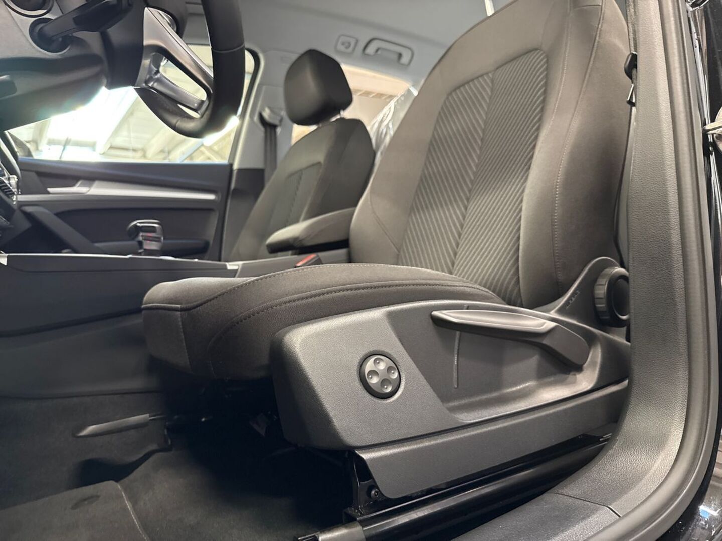 AUDI Q5 2024