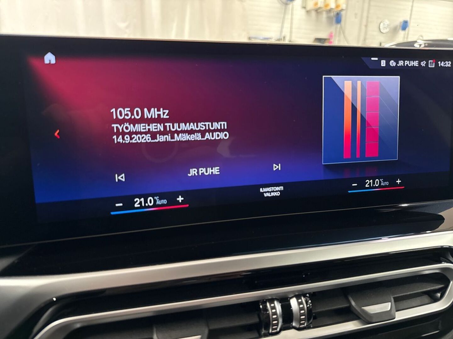 BMW i4 21