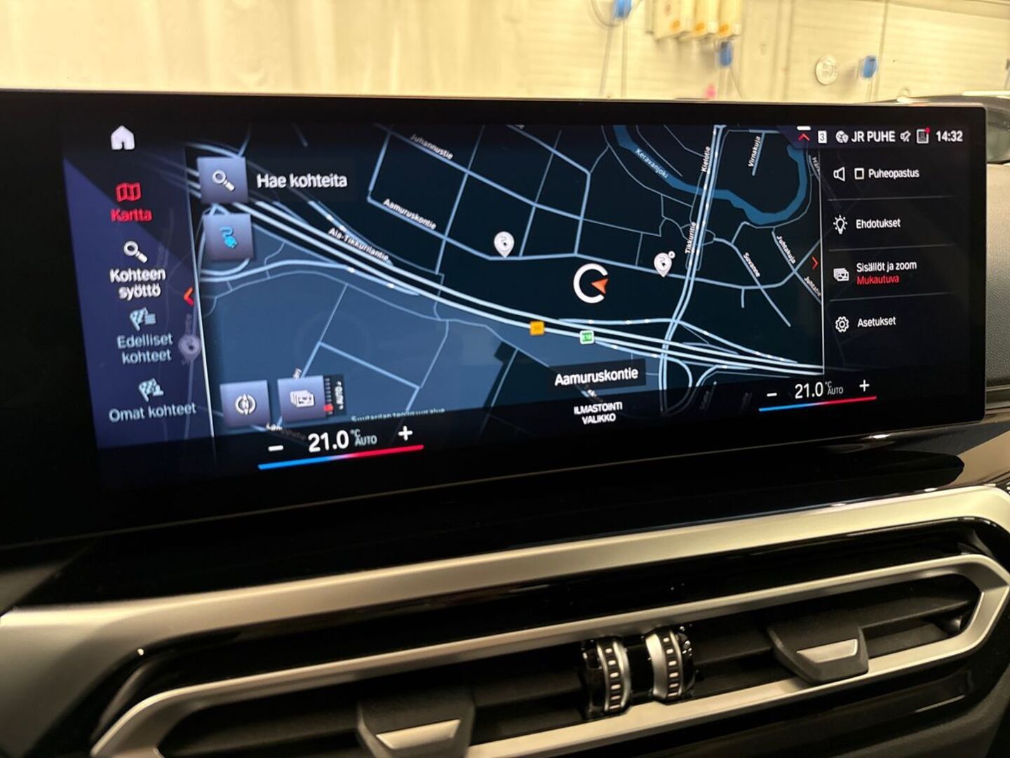 BMW i4 23