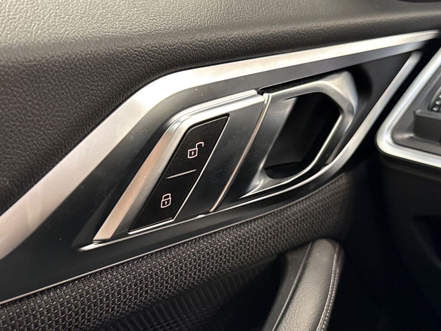 BMW i4 29