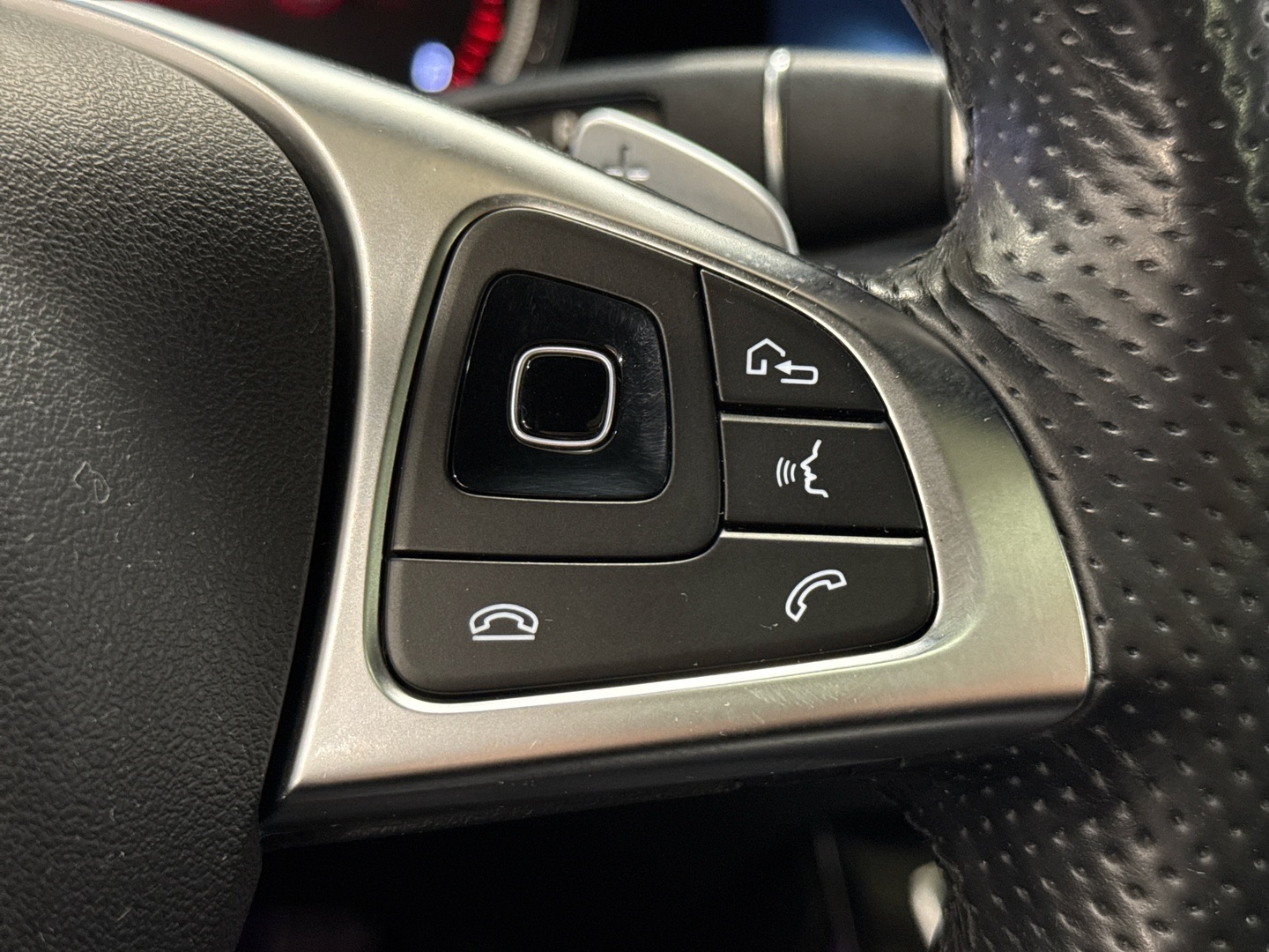 MERCEDES-BENZ E 2017