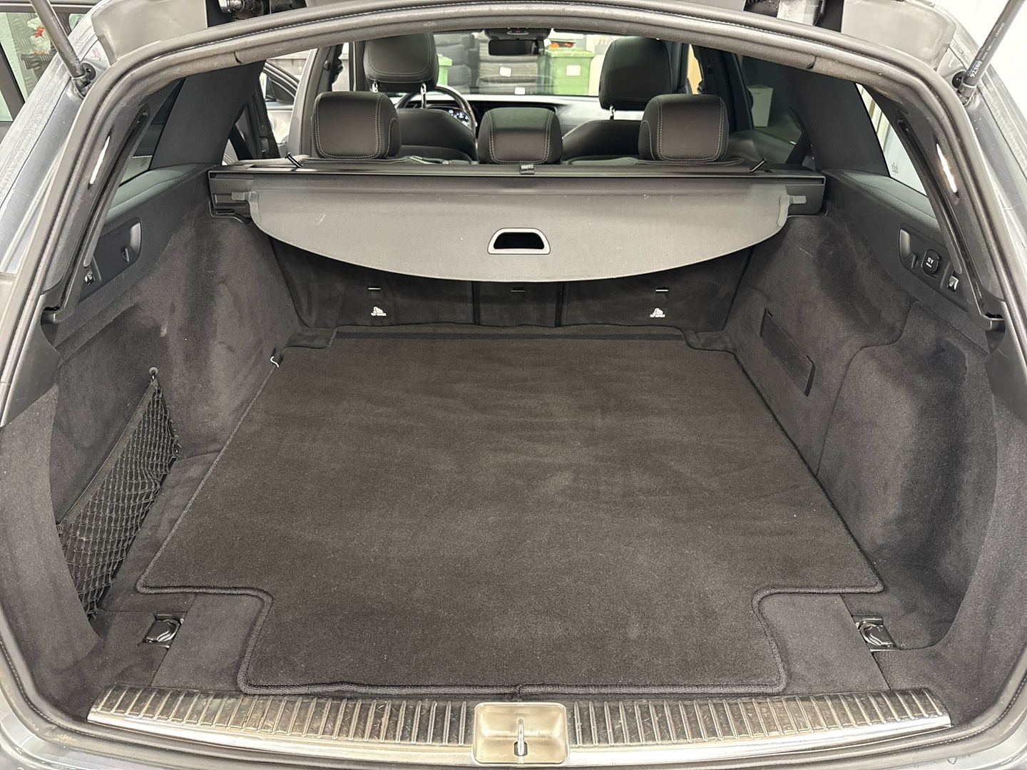 MERCEDES-BENZ E 2017