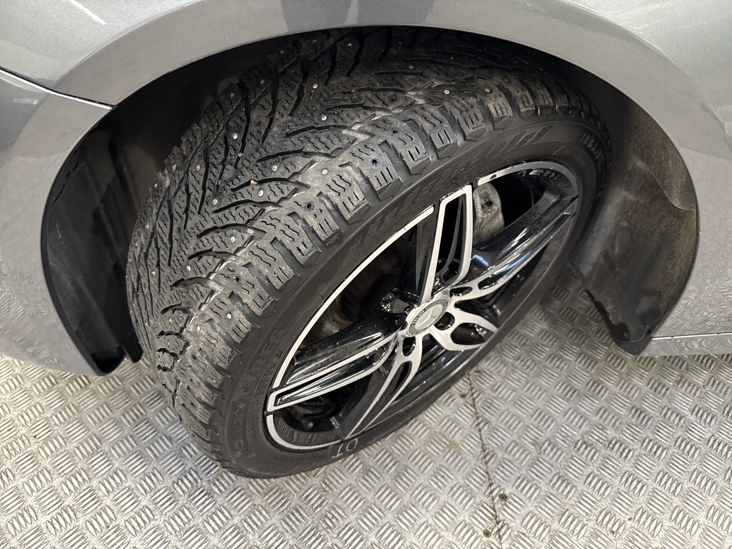 MERCEDES-BENZ E 2017