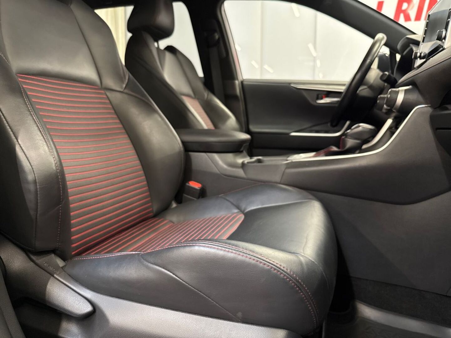 TOYOTA RAV4 Plug-in 2020