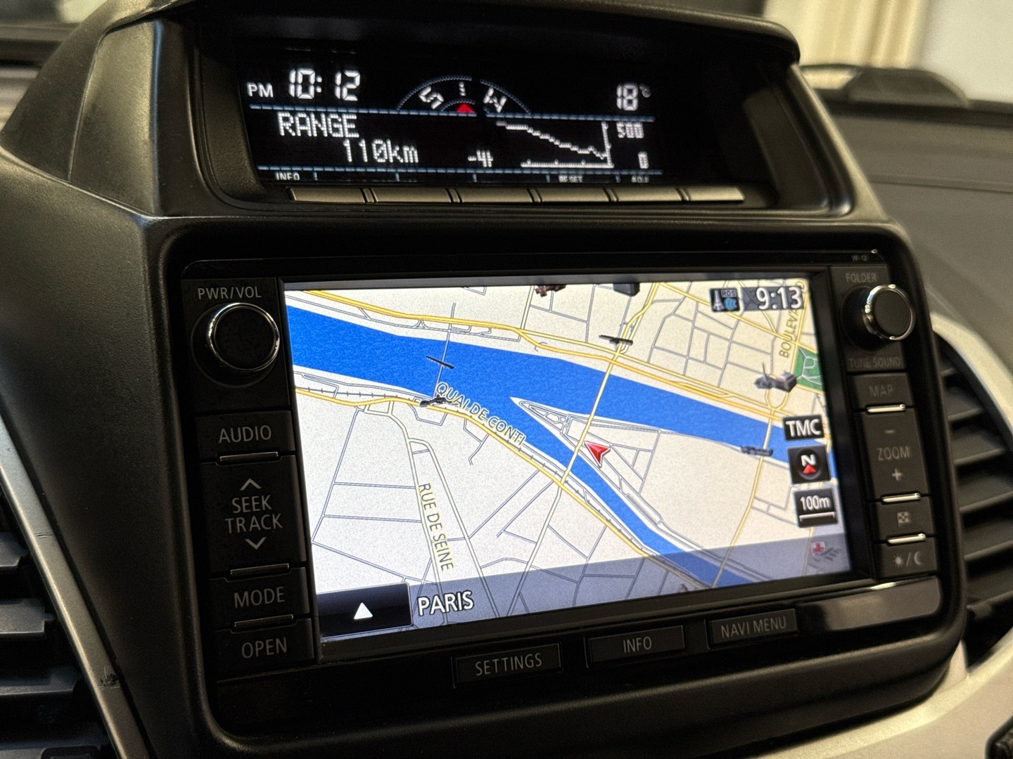 MITSUBISHI L200 2015