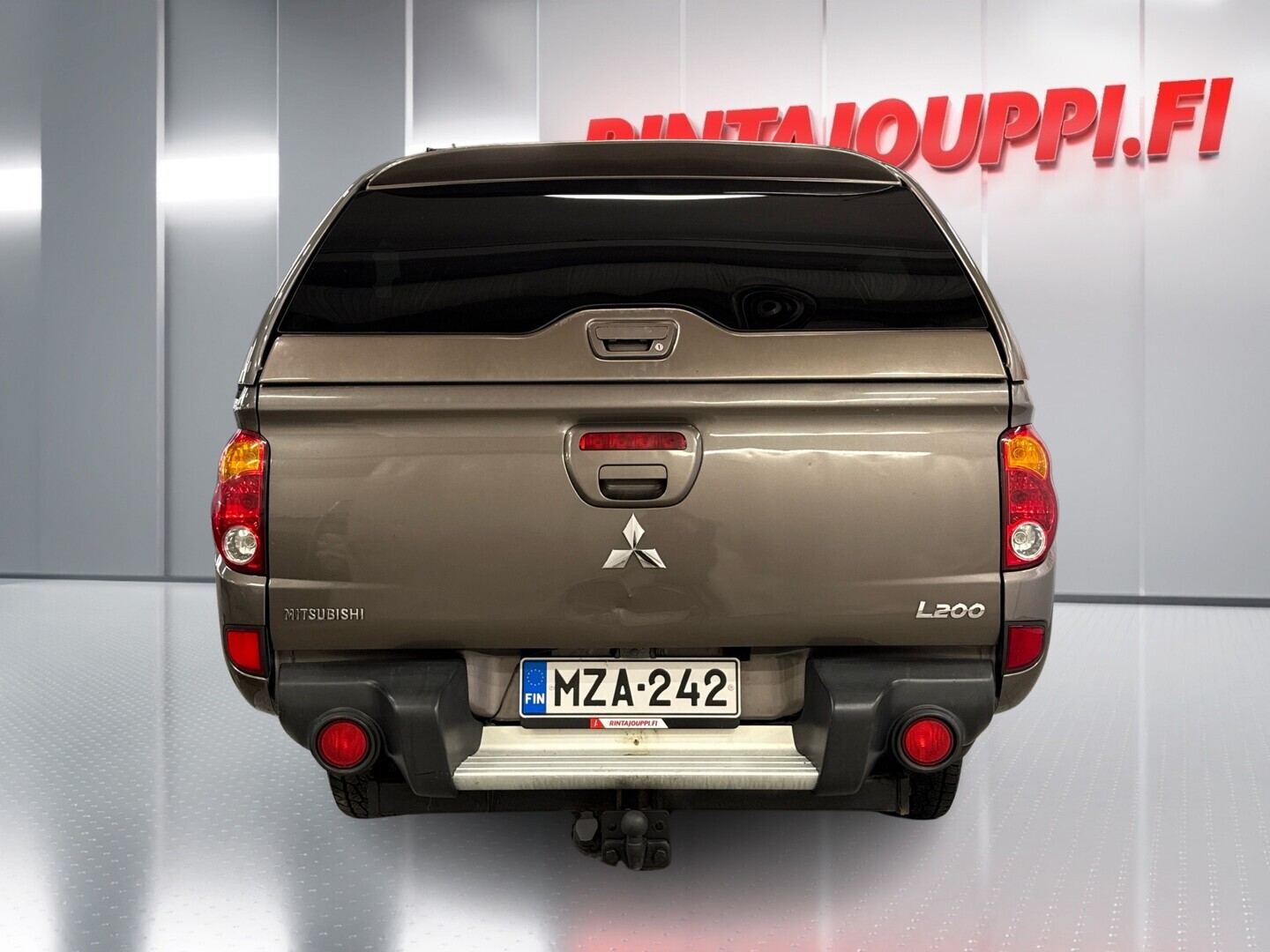 MITSUBISHI L200 2015