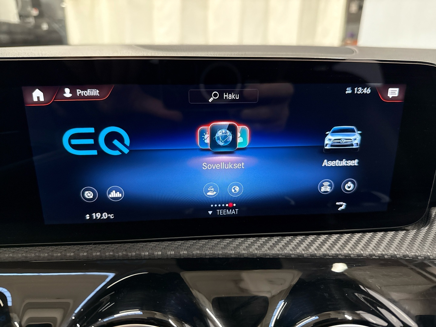 MERCEDES-BENZ A 2022