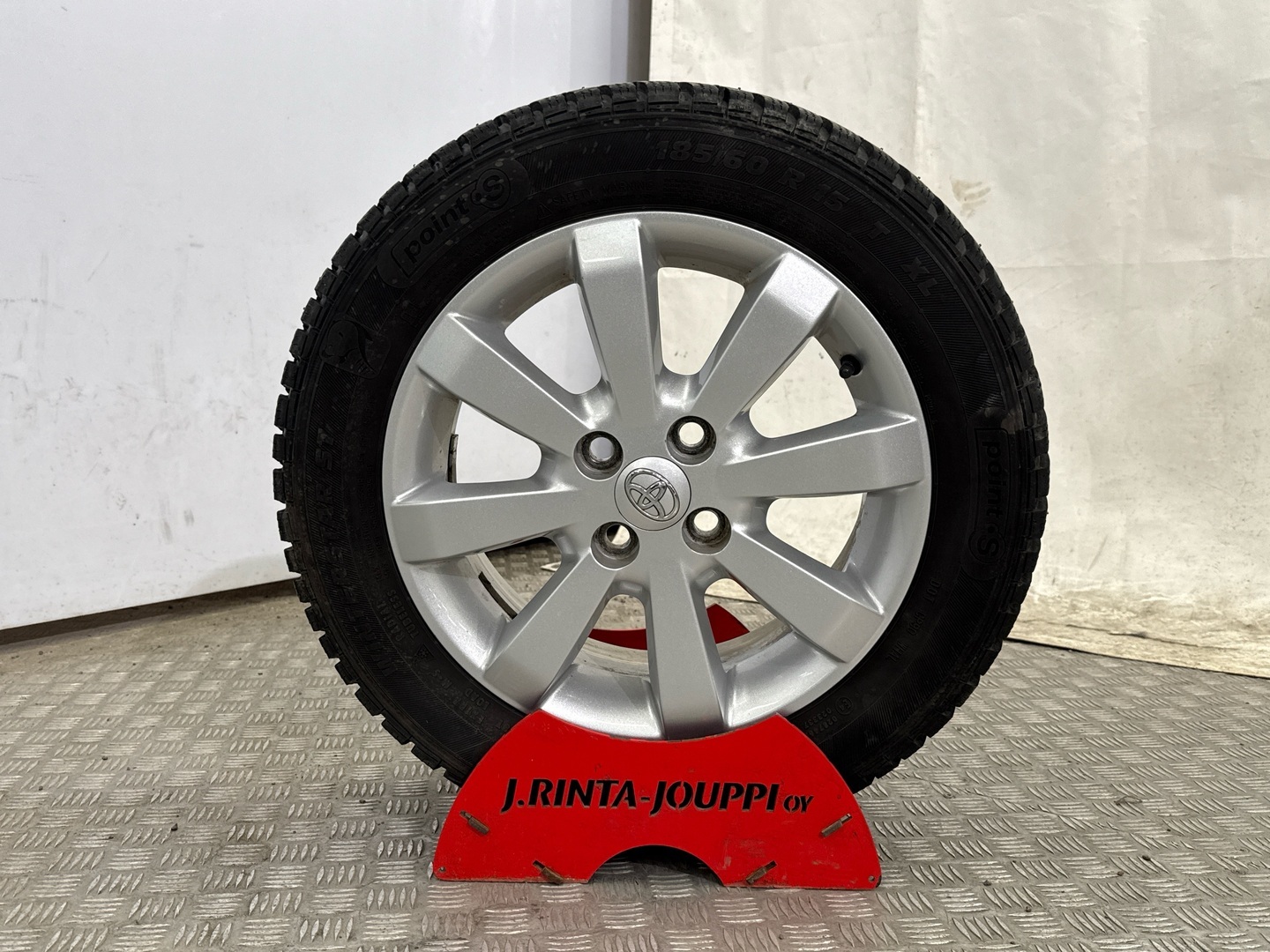TOYOTA Yaris 2011