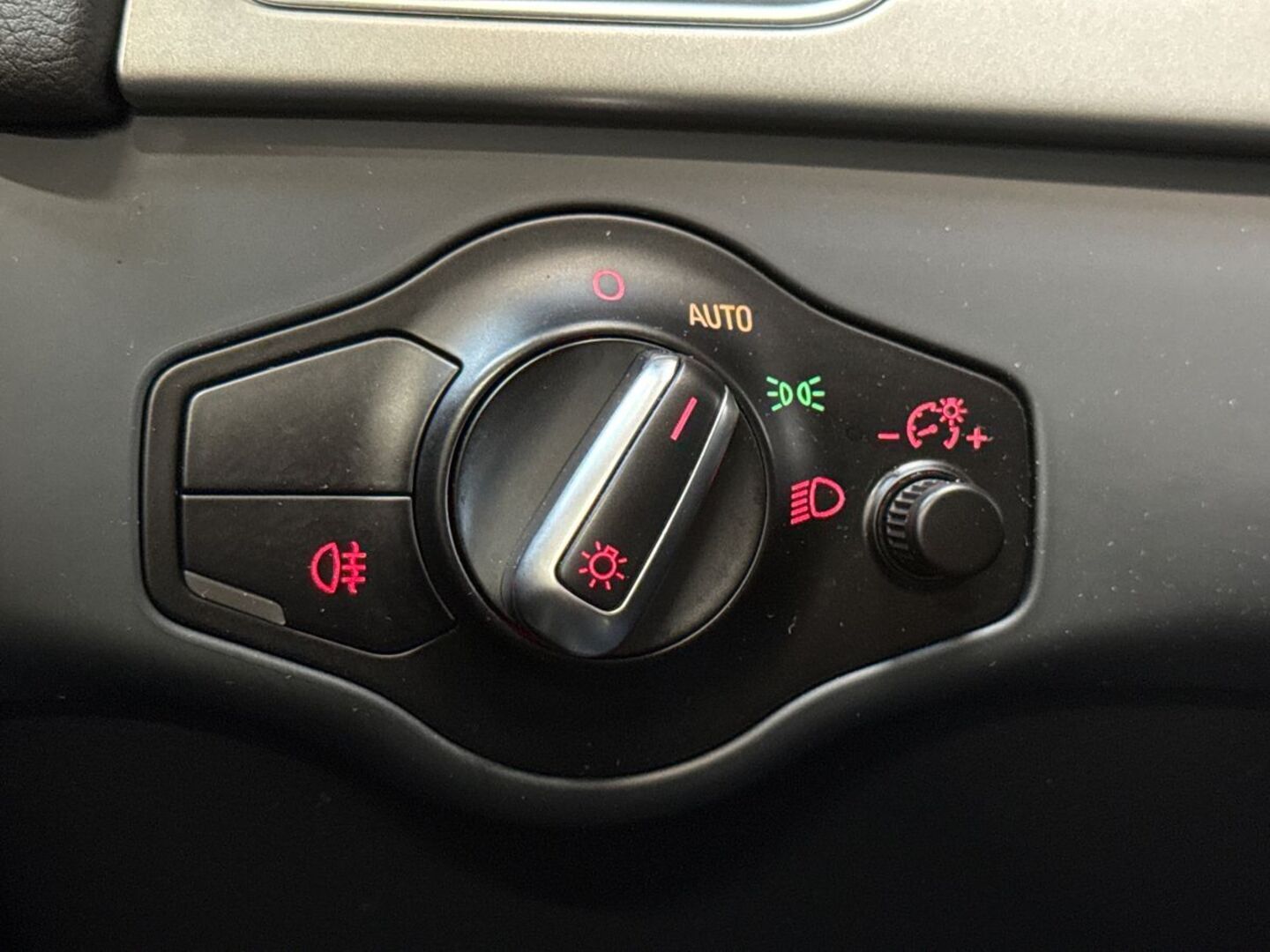 AUDI A4 2012
