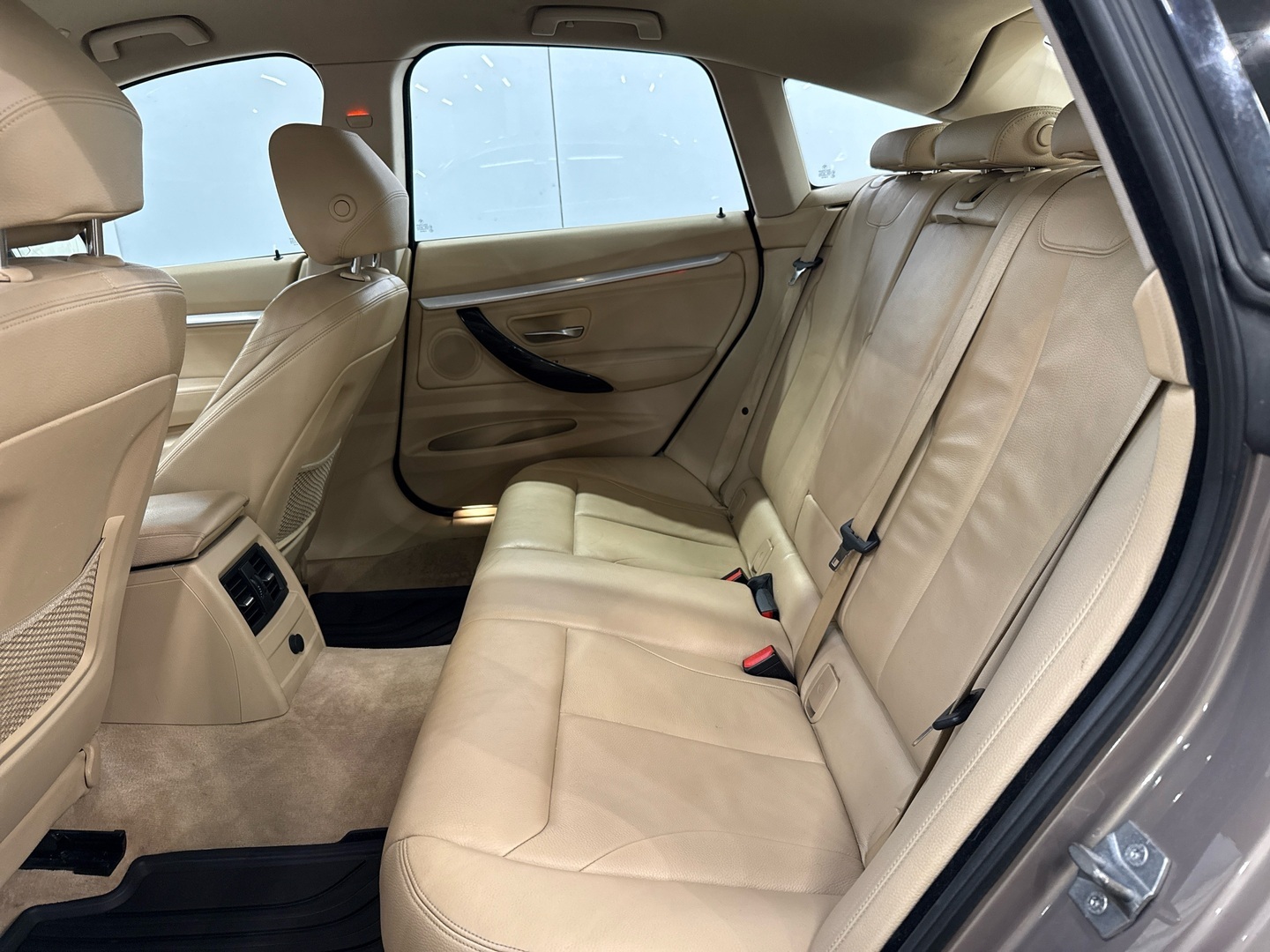 BMW 320 Gran Turismo 2013