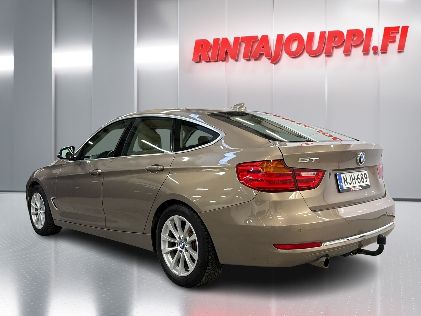 BMW 320 Gran Turismo 2013