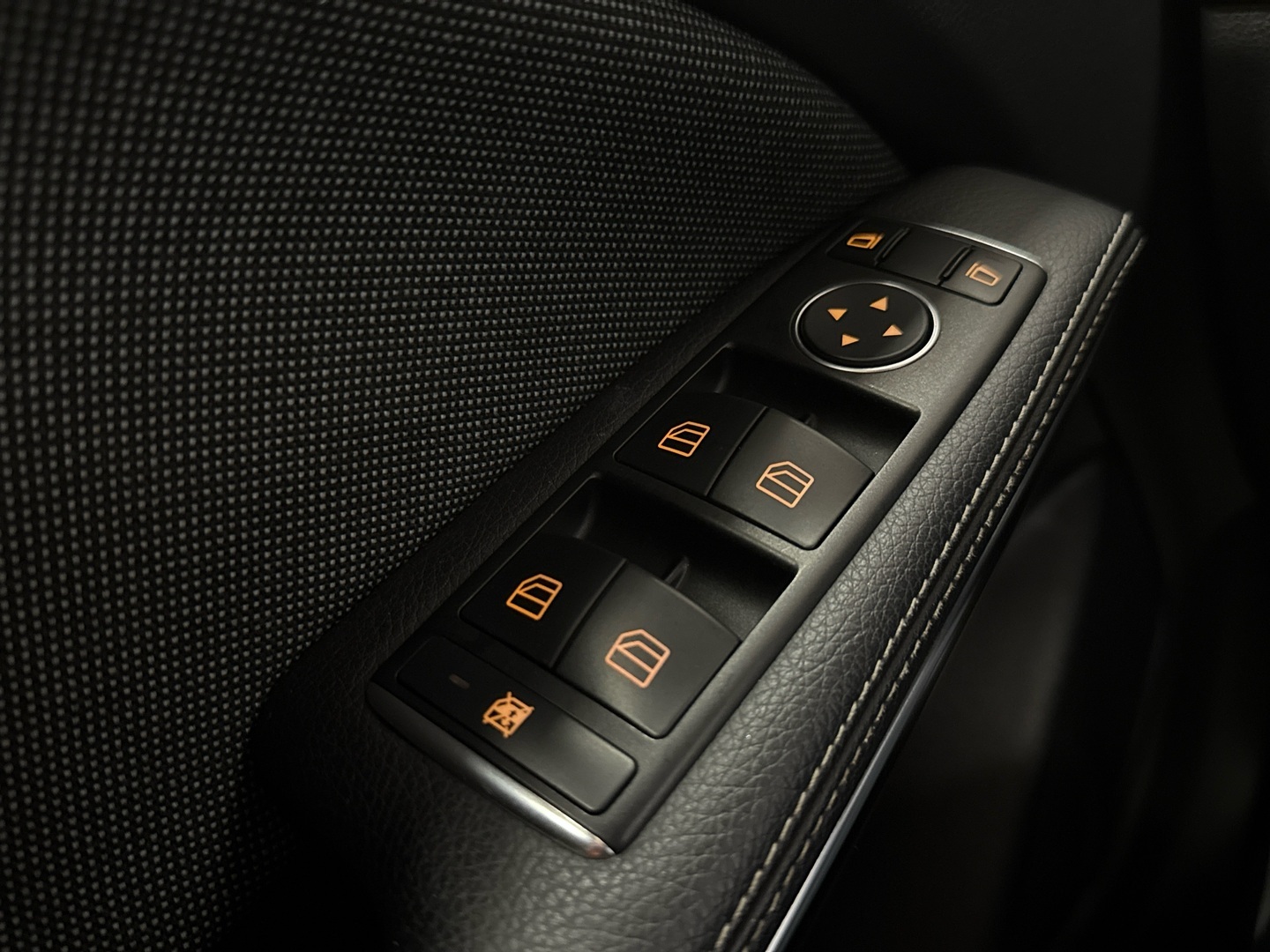 MERCEDES-BENZ A 2013