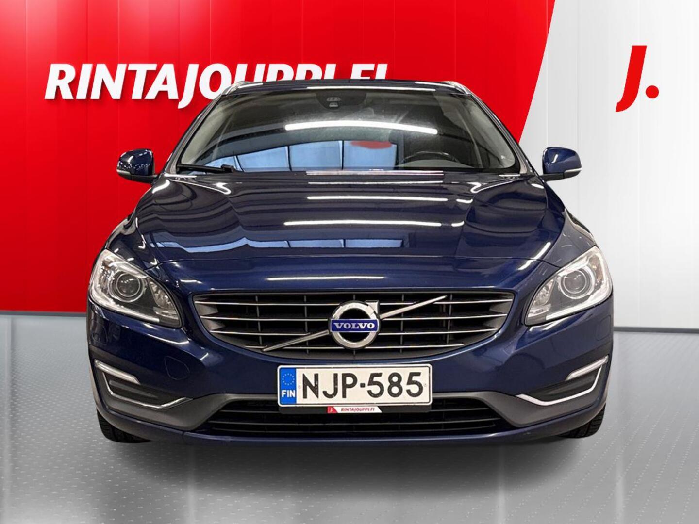 VOLVO V60 3